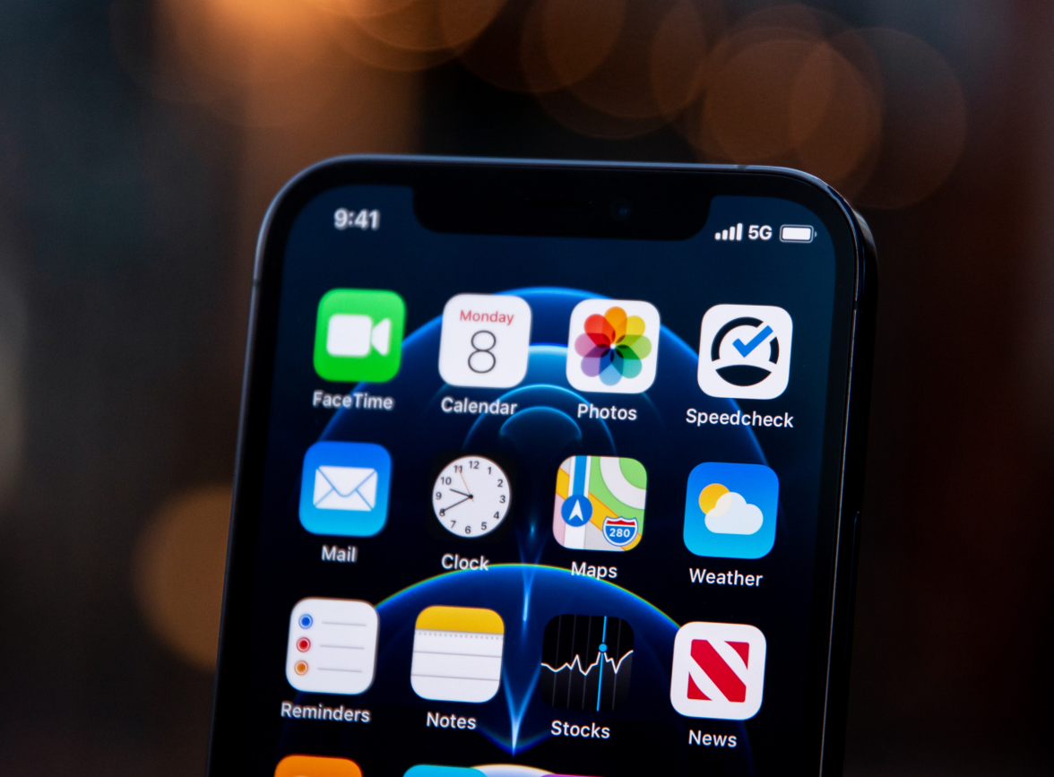 江汉苹果手机维修分享为什么 iPhone 12 在冬季会自动关机 