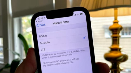江汉苹果手机维修分享iPhone 12如何打开或关闭5G网络 