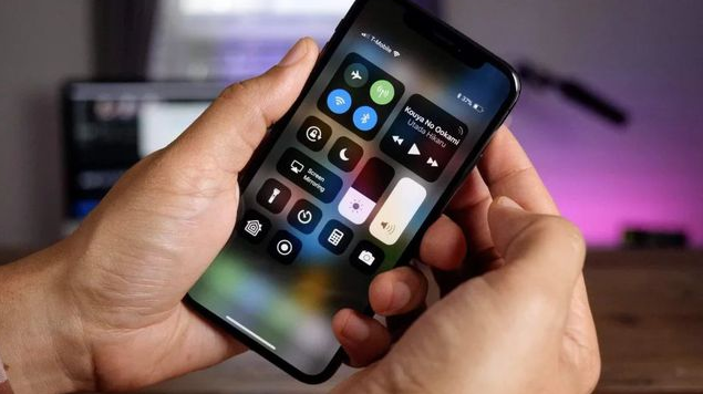江汉苹果手机维修分享iPhone 12信号差怎么办 