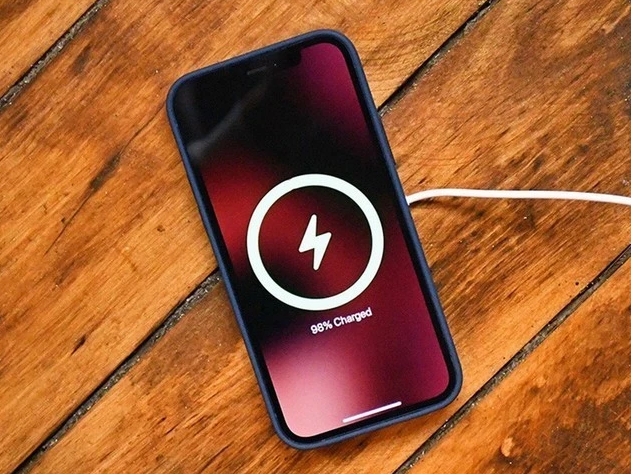 江汉苹果手机维修分享iPhone 12可以随便充电吗 